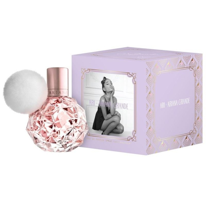 Ariana Grande Ari Edp 30ml ryhmässä KAUNEUS JA TERVEYS / Tuoksut & Parfyymit / Parfyymit / Naisten Tuoksut @ TP E-commerce Nordic AB (C03058)