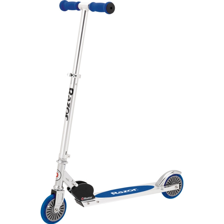 A125 Scooter - Blue GS ryhmässä LELUT, TUOTTEET LAPSILLE JA VAUVOILLE / Ulkoleut / Pyörät & Potkulaudat @ TP E-commerce Nordic AB (C05011)