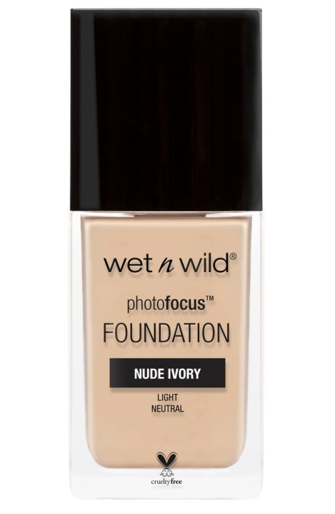 Wet n Wild Photo Focus Foundation Nude Ivory 30ml ryhmässä KAUNEUS JA TERVEYS / Meikit / Meikit Kasvot / Meikkivoide @ TP E-commerce Nordic AB (C10611)