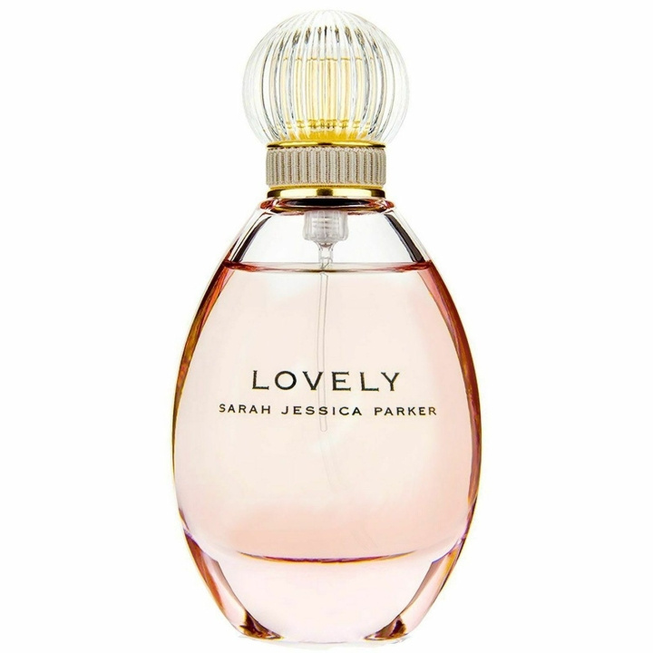 Sarah Jessica Parker Lovely Edp 30ml ryhmässä KAUNEUS JA TERVEYS / Tuoksut & Parfyymit / Parfyymit / Naisten Tuoksut @ TP E-commerce Nordic AB (C10648)