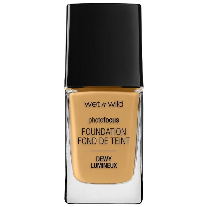 Wet n Wild Photo Focus Dewy Foundation - Desert Beige ryhmässä KAUNEUS JA TERVEYS / Meikit / Meikit Kasvot / Meikkivoide @ TP E-commerce Nordic AB (C10688)