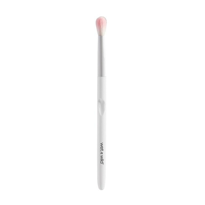 Wet n Wild Crease Brush ryhmässä KAUNEUS JA TERVEYS / Meikit / Tarvikkeet & Meikkisetit / Harjat & Pensselit @ TP E-commerce Nordic AB (C10958)