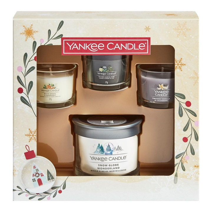 Giftset Yankee Candle Snow Globe Wonderland Tumbler and 3 Filled Votive ryhmässä KAUNEUS JA TERVEYS / Tuoksut & Parfyymit / Muut tuoksut / Tuoksukynttilät @ TP E-commerce Nordic AB (C14036)