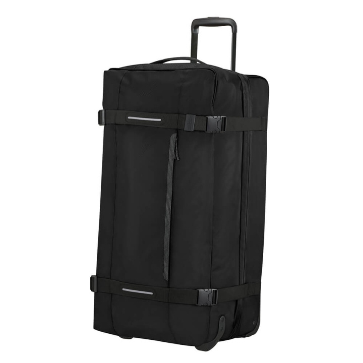 AMERICAN TOURISTER Urban Track Duffle/WH Large Black ryhmässä URHEILU, VAPAA-AIKA JA HARRASTUS / Matkailutarvikkeet / Matkalaukut @ TP E-commerce Nordic AB (C17071)