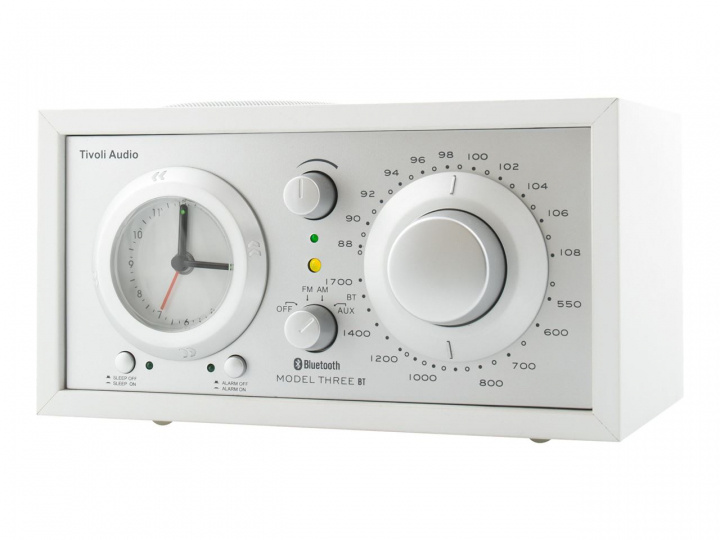 Tivoli Audio Kelloradio malli Three BT USB Valkoinen ryhmässä KODINELEKTRONIIKKA / Ääni & Kuva / Kotiteatteri, HiFi ja kannettavat / Radio & Herätyskellot / Kelloradio @ TP E-commerce Nordic AB (C19762)