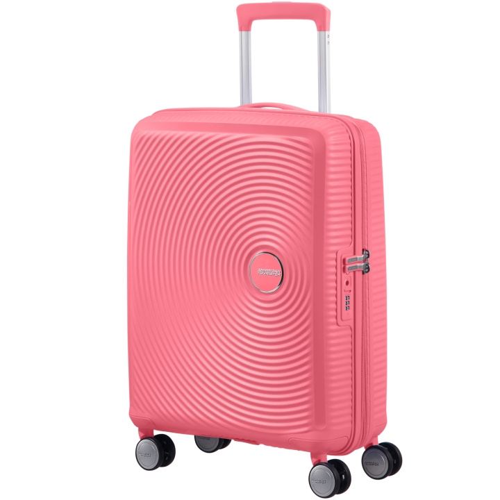 American Tourister Soundbox Kabinväska Exp. 55 Sun Kissed Coral ryhmässä URHEILU, VAPAA-AIKA JA HARRASTUS / Matkailutarvikkeet / Matkalaukut @ TP E-commerce Nordic AB (C22185)