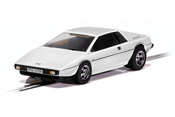 SCALEXTRIC James Bond Lotus Esprit S1 - The Spy Who Loved Me ryhmässä LELUT, TUOTTEET LAPSILLE JA VAUVOILLE / Radio-ohjattava / Autoradat / Autot @ TP E-commerce Nordic AB (C29636)