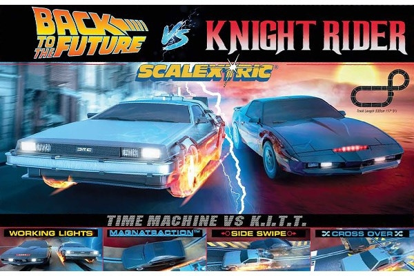 SCALEXTRIC Back to the Future vs Knight Rider 1980 Race Set ryhmässä LELUT, TUOTTEET LAPSILLE JA VAUVOILLE / Radio-ohjattava / Autoradat / Radat @ TP E-commerce Nordic AB (C29704)