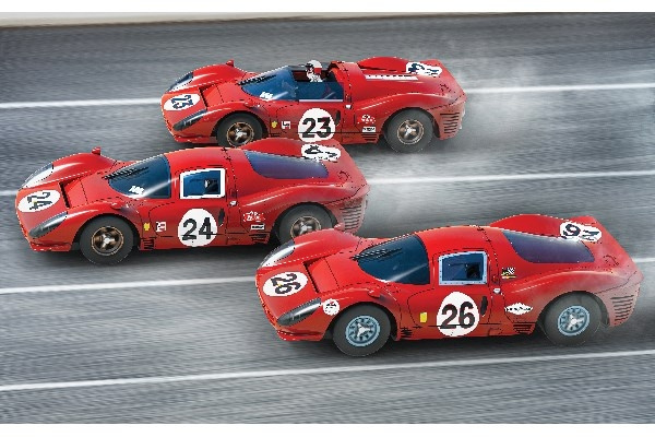 SCALEXTRIC 1967 Daytona 24 triple pack 1:32 ryhmässä LELUT, TUOTTEET LAPSILLE JA VAUVOILLE / Radio-ohjattava / Autoradat / Autot @ TP E-commerce Nordic AB (C29710)