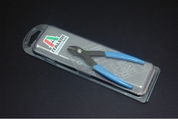 ITALERI Sprue cutter ryhmässä URHEILU, VAPAA-AIKA JA HARRASTUS / Harrastus / Muovimallit / Työkalu @ TP E-commerce Nordic AB (C29738)