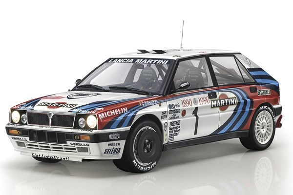 ITALERI 1:12 Lancia Delta HF Integrale 16V ryhmässä URHEILU, VAPAA-AIKA JA HARRASTUS / Harrastus / Muovimallit / Autot @ TP E-commerce Nordic AB (C29771)