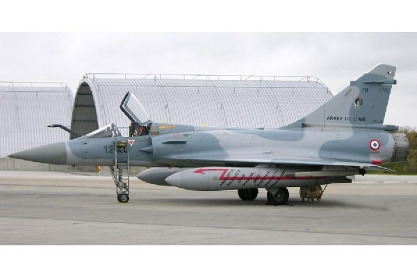 Revell Dassault Mirage 2000C 1:48 ryhmässä URHEILU, VAPAA-AIKA JA HARRASTUS / Harrastus / Muovimallit / Lentokoneet/Helikopterit @ TP E-commerce Nordic AB (C29904)