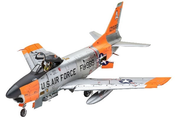 Revell Model Set F-86D Dog Sabre ryhmässä URHEILU, VAPAA-AIKA JA HARRASTUS / Harrastus / Muovimallit / Lentokoneet/Helikopterit @ TP E-commerce Nordic AB (C30152)