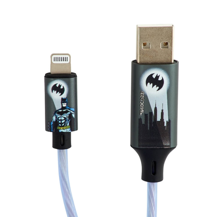BATMAN USB A to Lightning Light-Up 1.2m ryhmässä ÄLYPUHELIMET JA TABLETIT / Laturit & Kaapelit / Kaapelit / Lightning kaapelit @ TP E-commerce Nordic AB (C30315)