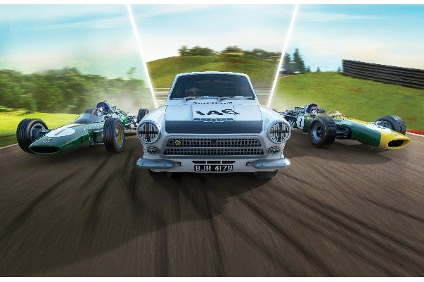 Scalextric Jim Clark Collection Triple Pack 1:32 ryhmässä LELUT, TUOTTEET LAPSILLE JA VAUVOILLE / Radio-ohjattava / Autoradat / Autot @ TP E-commerce Nordic AB (C30519)