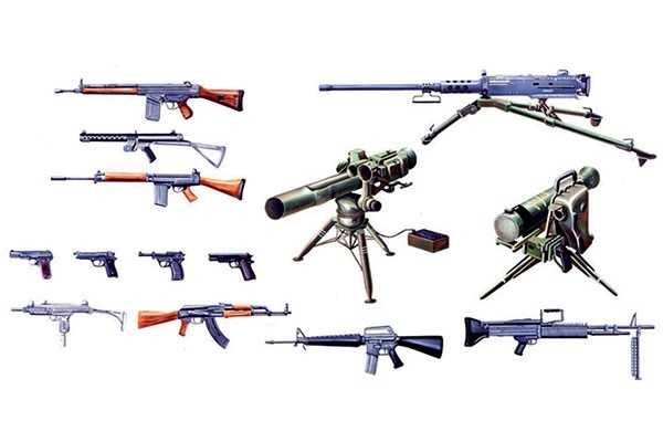 ITALERI Modern lätta vapenset ryhmässä URHEILU, VAPAA-AIKA JA HARRASTUS / Harrastus / Muovimallit / Sekalaiset @ TP E-commerce Nordic AB (C30527)
