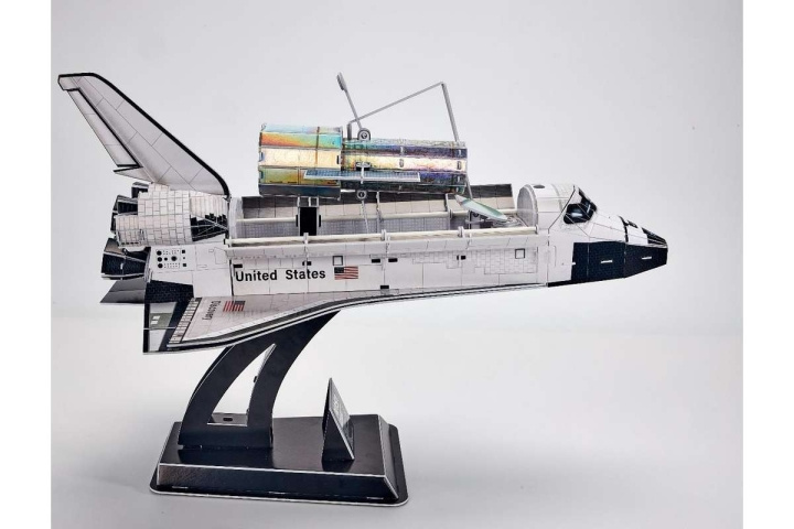 Revell 3D Puzzle, Space Shuttle Discovery ryhmässä URHEILU, VAPAA-AIKA JA HARRASTUS / Harrastus / Muovimallit / Sci-Fi @ TP E-commerce Nordic AB (C30550)