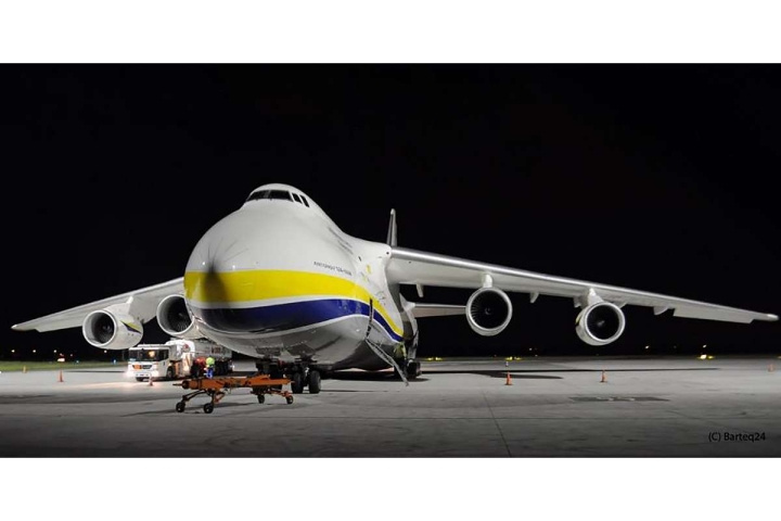 Revell Antonov An-124 Ruslan 1:144 ryhmässä URHEILU, VAPAA-AIKA JA HARRASTUS / Harrastus / Muovimallit / Lentokoneet/Helikopterit @ TP E-commerce Nordic AB (C30555)