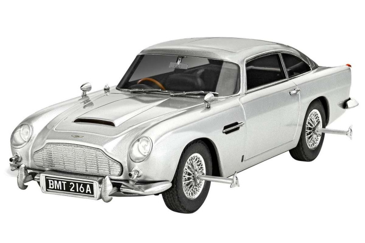 Revell James Bond \'Aston Martin DB5\' 1:24 gift set ryhmässä URHEILU, VAPAA-AIKA JA HARRASTUS / Harrastus / Muovimallit / Autot @ TP E-commerce Nordic AB (C30577)