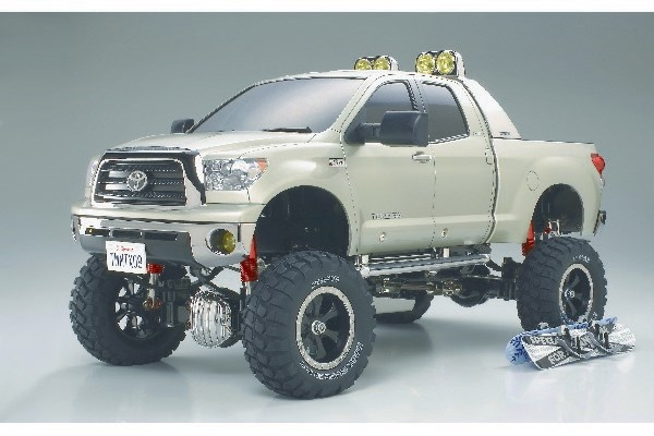 TAMIYA 1/10 R/C Toyota Tundra High-Lift ryhmässä LELUT, TUOTTEET LAPSILLE JA VAUVOILLE / Radio-ohjattava / Radio-ohjattavat autot @ TP E-commerce Nordic AB (C31493)