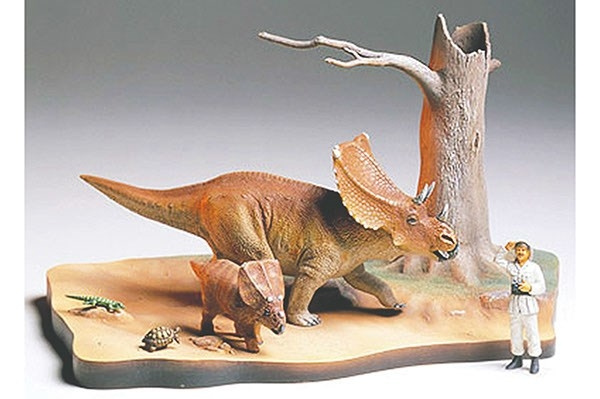 TAMIYA 1/35 Chasmosaurus Diorama ryhmässä URHEILU, VAPAA-AIKA JA HARRASTUS / Harrastus / Muovimallit / Hahmot @ TP E-commerce Nordic AB (C31494)
