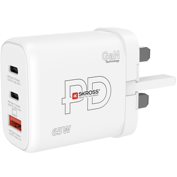 SKROSS Power Charger UK mfl. 2xUSB-C PD + 1xUSB-A GaN 65W ryhmässä KOTI, TALOUS JA PUUTARHA / Sähkö & Valaistus / Matkasovittimet @ TP E-commerce Nordic AB (C33812)