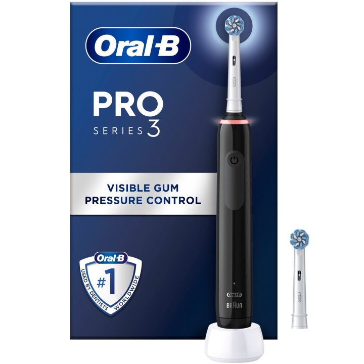 Oral B Eltandborste Pro3 Black + Extra Refill ryhmässä KAUNEUS JA TERVEYS / Suunhoito / Sähköhammasharjat @ TP E-commerce Nordic AB (C33853)