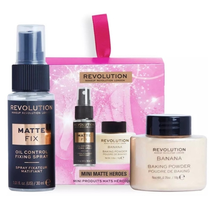 Makeup Revolution Mini Matte Heroes Gift Set ryhmässä KAUNEUS JA TERVEYS / Lahjapakkaukset / Naisten lahjapakkaukset @ TP E-commerce Nordic AB (C33934)