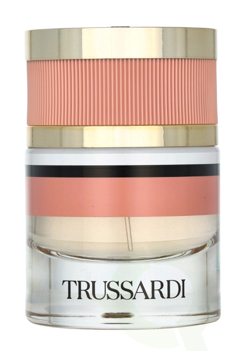 Trussardi By Trussardi Edp Spray 30 ml ryhmässä KAUNEUS JA TERVEYS / Tuoksut & Parfyymit / Parfyymit / Naisten Tuoksut @ TP E-commerce Nordic AB (C36012)