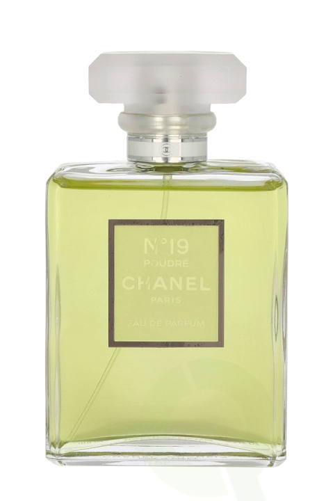 Chanel No 19 Poudre Edp Spray 100 ml ryhmässä KAUNEUS JA TERVEYS / Tuoksut & Parfyymit / Parfyymit / Naisten Tuoksut @ TP E-commerce Nordic AB (C36435)