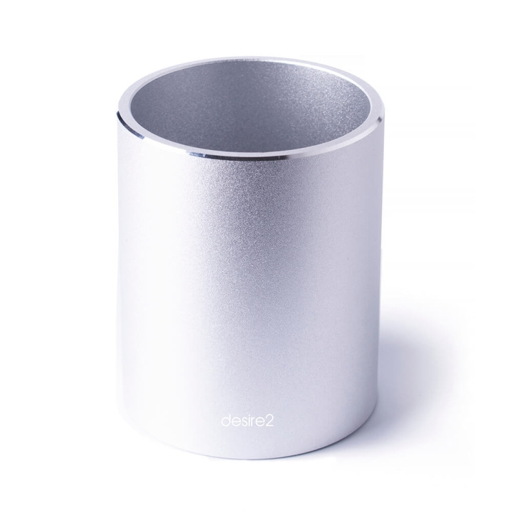 Desire2 Elite Pen Pot Aluminium ryhmässä TIETOKOONET & TARVIKKEET / Tietokonetarvikkeet / Muut @ TP E-commerce Nordic AB (C38344)