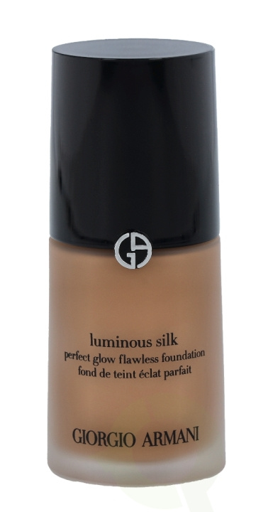 Armani Luminous Silk Foundation 30 ml #07 ryhmässä KAUNEUS JA TERVEYS / Meikit / Meikit Kasvot / Meikkivoide @ TP E-commerce Nordic AB (C41217)