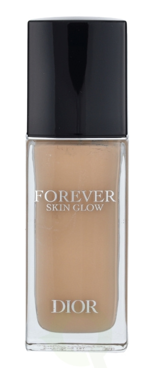 Christian Dior Dior Forever Skin Glow 24H Wear Radiant Foundation SPF20 30 ml #1.5N Neutral/Glow ryhmässä KAUNEUS JA TERVEYS / Meikit / Meikit Kasvot / Meikkivoide @ TP E-commerce Nordic AB (C41321)