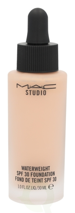 MAC Studio Waterweight Foundation SPF30 30 ml NW20 ryhmässä KAUNEUS JA TERVEYS / Meikit / Meikit Kasvot / Meikkivoide @ TP E-commerce Nordic AB (C41704)