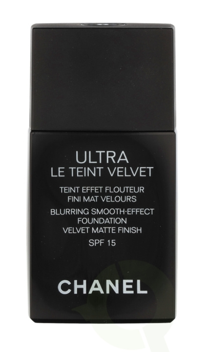 Chanel Ultra Le Teint Velvet Foundation SPF15 30 ml B70 ryhmässä KAUNEUS JA TERVEYS / Meikit / Meikit Kasvot / Meikkivoide @ TP E-commerce Nordic AB (C41844)