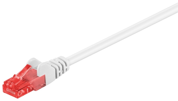 Goobay CAT 6 patchkabel, U/UTP, vit kopparklädd aluminiumtråd (CCA) ryhmässä TIETOKOONET & TARVIKKEET / Kaapelit & Sovittimet / Verkko / Cat6 @ TP E-commerce Nordic AB (C43291)