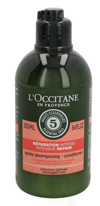 L\'Occitane 5 Ess. Oils Intensive Repair Conditioner 250 ml Damaged Hair ryhmässä KAUNEUS JA TERVEYS / Hiukset &Stailaus / Hiustenhoito / Hoitoaine @ TP E-commerce Nordic AB (C46387)