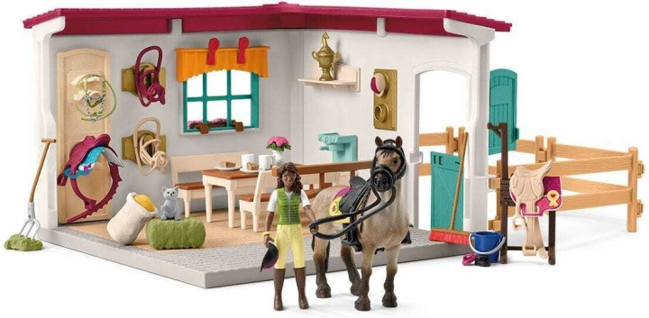 Schleich Horse Club 42591 Tack Room Extension ryhmässä LELUT, TUOTTEET LAPSILLE JA VAUVOILLE / Leikkikalut, Askartelu &Pelit / Figuurit, miniatyyrit ja tarvikkeet @ TP E-commerce Nordic AB (C47865)