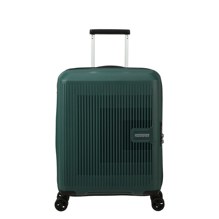 American Tourister Aerostep Spinner 55/20 Dark Forest ryhmässä URHEILU, VAPAA-AIKA JA HARRASTUS / Matkailutarvikkeet / Matkalaukut @ TP E-commerce Nordic AB (C49941)