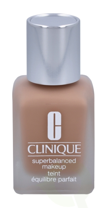 Clinique Superbalanced Makeup 30 ml CN40 Cream Chamois (VF) ryhmässä KAUNEUS JA TERVEYS / Meikit / Meikit Kasvot / Meikkivoide @ TP E-commerce Nordic AB (C50094)