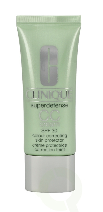 Clinique Superdefense Cc Cream SPF30 40 ml #03 Light Medium ryhmässä KAUNEUS JA TERVEYS / Ihonhoito / Kasvot / Päivävoide @ TP E-commerce Nordic AB (C50172)