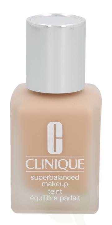 Clinique Superbalanced Makeup 30 ml CN10 Alabaster ryhmässä KAUNEUS JA TERVEYS / Meikit / Meikit Kasvot / Meikkivoide @ TP E-commerce Nordic AB (C50211)