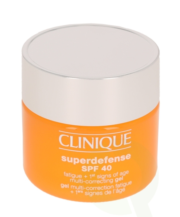 Clinique Superdefense Gel SPF40 50 ml ryhmässä KAUNEUS JA TERVEYS / Ihonhoito / Kasvot / Päivävoide @ TP E-commerce Nordic AB (C50300)