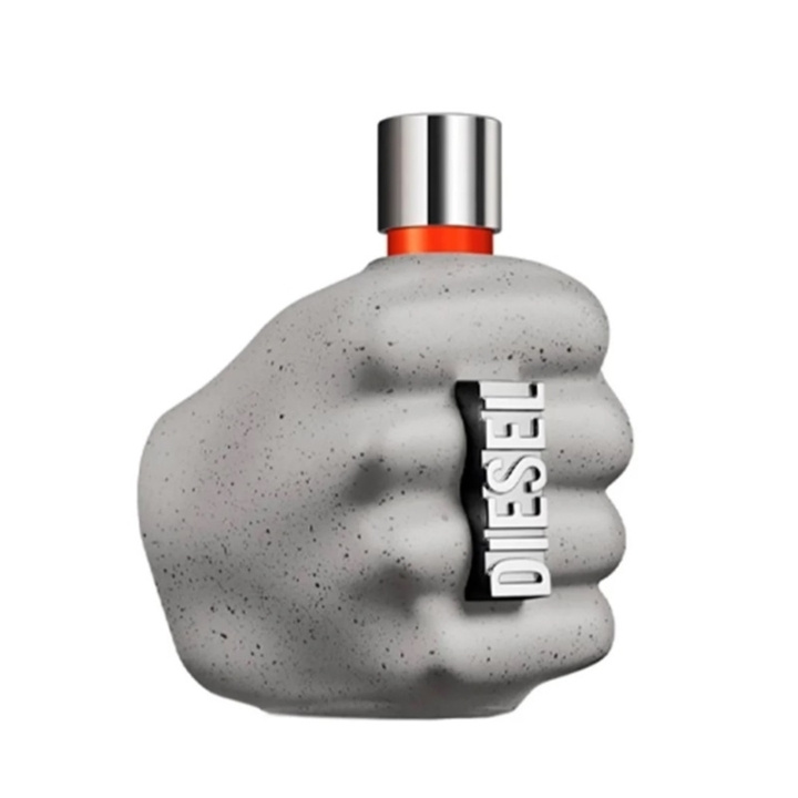 Diesel Only the Brave Street Edt 125ml ryhmässä KAUNEUS JA TERVEYS / Tuoksut & Parfyymit / Parfyymit / Miesten Tuoksut @ TP E-commerce Nordic AB (C54109)