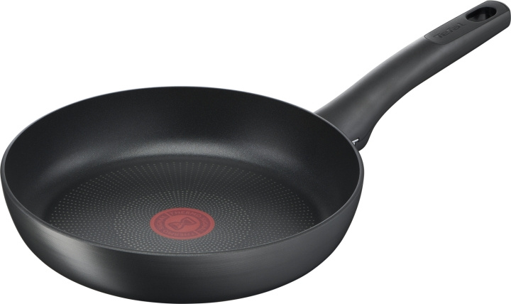 Tefal Ultimate -paistinpannu 24 cm, musta ryhmässä KOTI, TALOUS JA PUUTARHA / Keittiövälineet / Paistinpannut @ TP E-commerce Nordic AB (C55255)