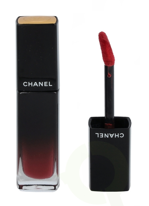 Chanel Rouge Allure Laque Ultrawear Shine Liquid Lip Colour 5.5 ml #66 Permanent ryhmässä KAUNEUS JA TERVEYS / Meikit / Huulet / Huulipuna @ TP E-commerce Nordic AB (C55576)