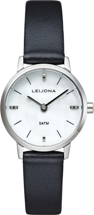 Leijona 5120-4589 -rannekello, 26 mm, hopea ryhmässä URHEILU, VAPAA-AIKA JA HARRASTUS / Tarvikkeet / Kellot @ TP E-commerce Nordic AB (C57123)