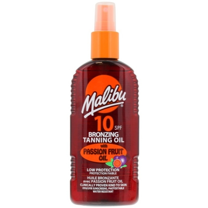 Malibu Bronzing Tanning Oil SPF10 Passion Fruit 200ml ryhmässä KAUNEUS JA TERVEYS / Ihonhoito / Rusketus / Aurinkosuoja @ TP E-commerce Nordic AB (C62374)