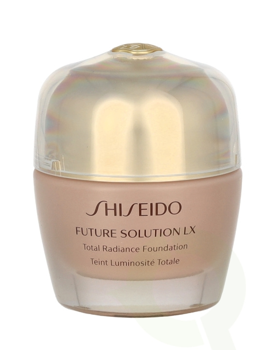 Shiseido Future Solution LX Total Radiance Foundation SPF15 30 ml ryhmässä KAUNEUS JA TERVEYS / Meikit / Meikit Kasvot / Meikkivoide @ TP E-commerce Nordic AB (C63906)