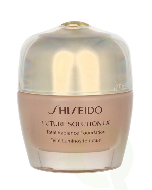 Shiseido Future Solution LX Total Radiance Foundation SPF15 30 ml ryhmässä KAUNEUS JA TERVEYS / Meikit / Meikit Kasvot / Meikkivoide @ TP E-commerce Nordic AB (C63908)